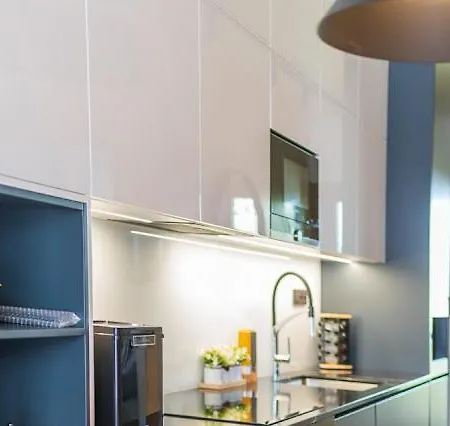 Appartement For J4 *