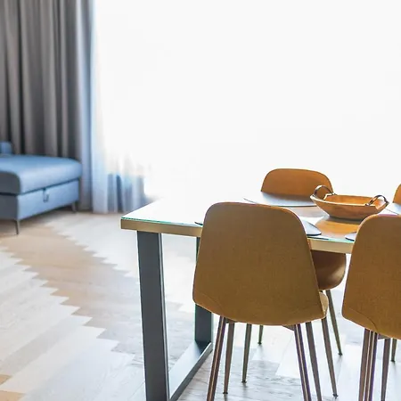 For J4 Appartement *