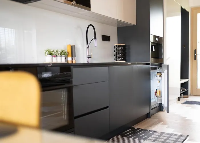 For J4 公寓 Hrabušice